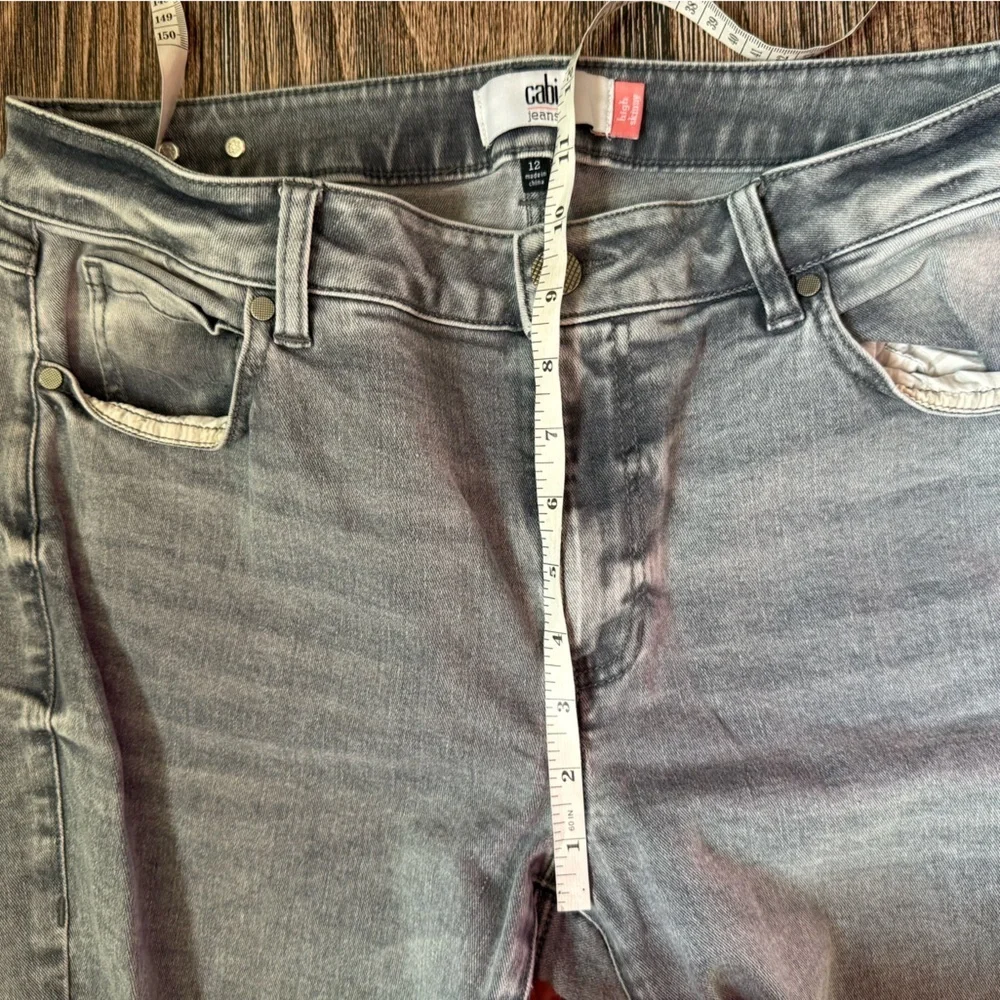 🔥CABI Women’s High Skinny Distressed Grey Jeans Grudge Cotton Blend Size 12 - Picture 7 of 8